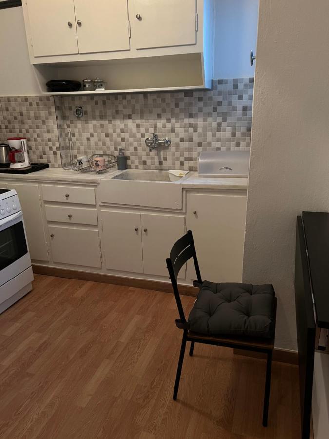 Above Apartments Near The Airport Αρτέμιδα Εξωτερικό φωτογραφία