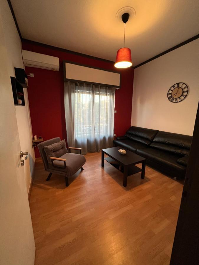 Above Apartments Near The Airport Αρτέμιδα Εξωτερικό φωτογραφία
