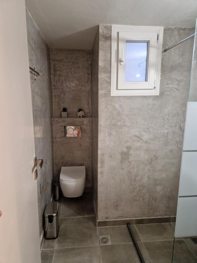 Above Apartments Near The Airport Αρτέμιδα Εξωτερικό φωτογραφία